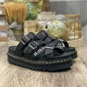 Dr Martens★RYKER II HARDWARE スライド サンダル★スタッズ Dr Martens☆RYKER II HARDWARE スライド サンダル☆スタッズ